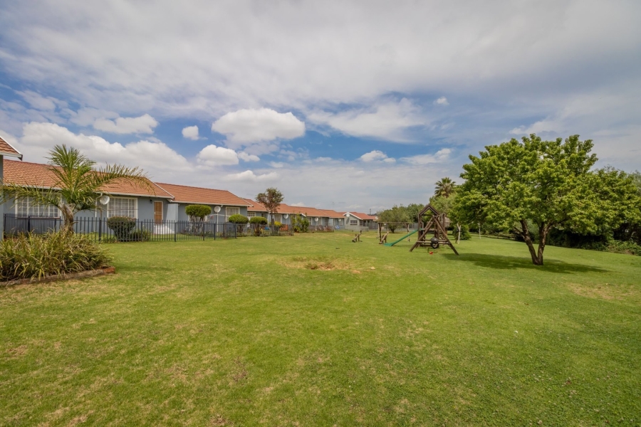 3 Bedroom Property for Sale in Roodepoort West Gauteng