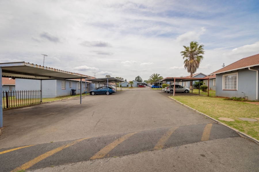 3 Bedroom Property for Sale in Roodepoort West Gauteng