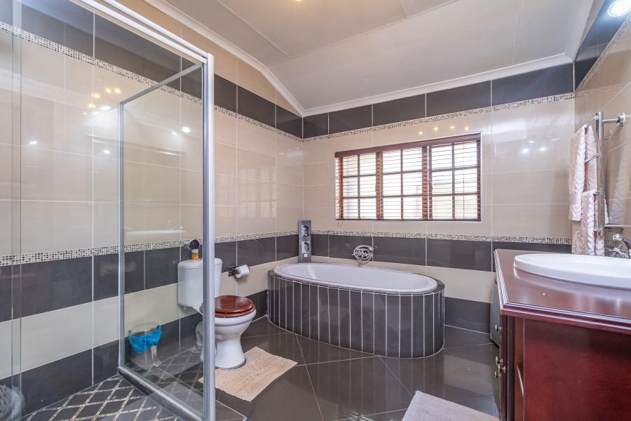 4 Bedroom Property for Sale in Heidelberg Gauteng