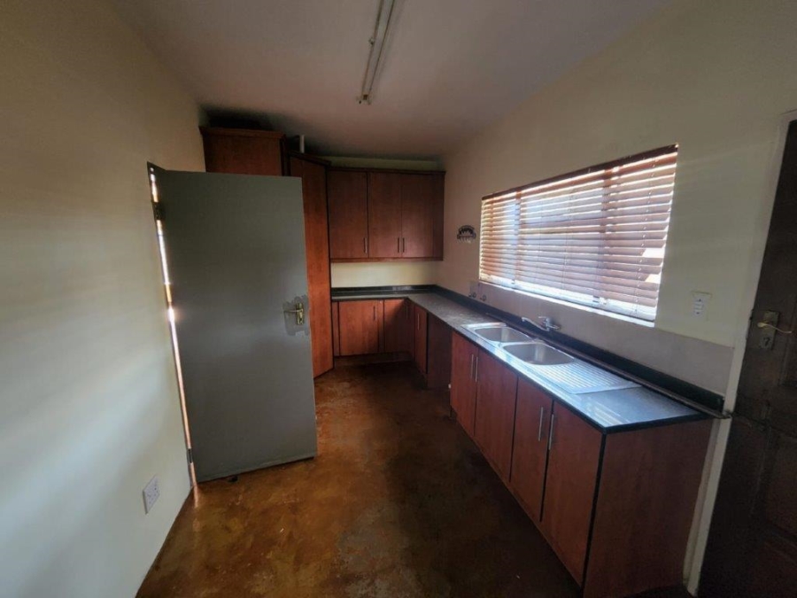 To Let 5 Bedroom Property for Rent in Montana Park Gauteng