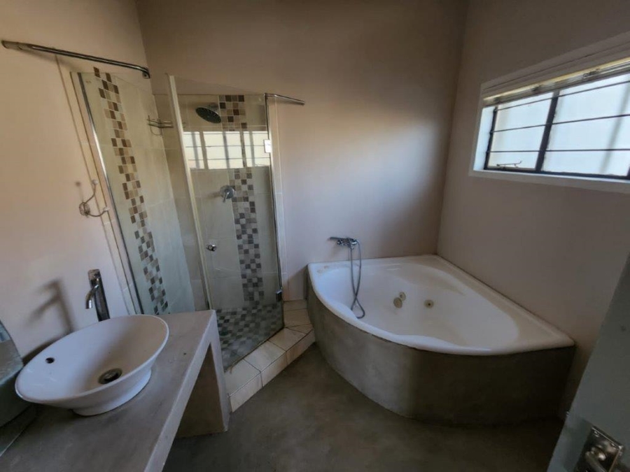 To Let 5 Bedroom Property for Rent in Montana Park Gauteng