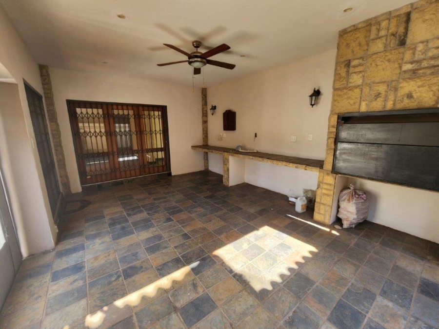 To Let 5 Bedroom Property for Rent in Montana Park Gauteng