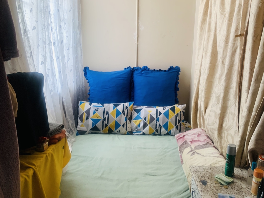 6 Bedroom Property for Sale in Malvern Gauteng