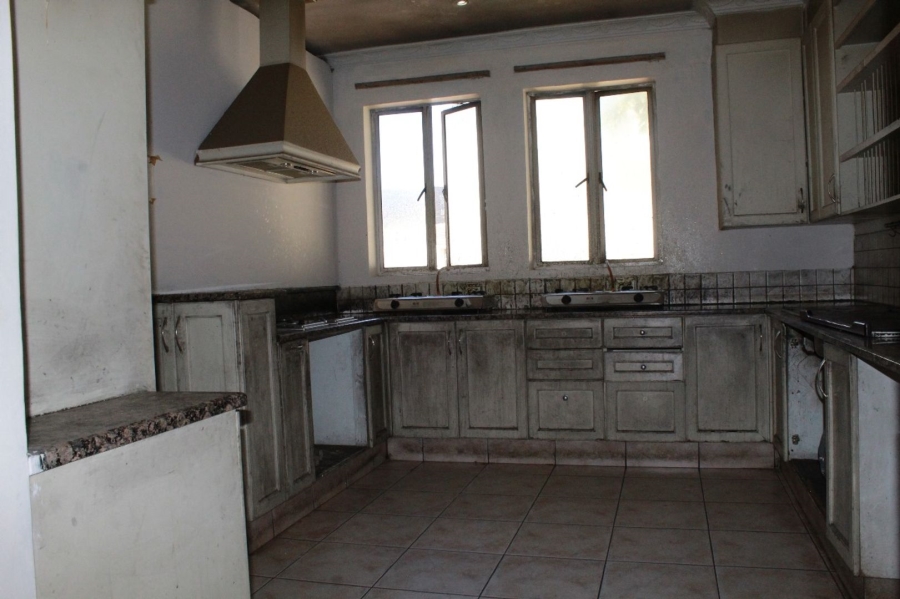 6 Bedroom Property for Sale in Bryanston Gauteng