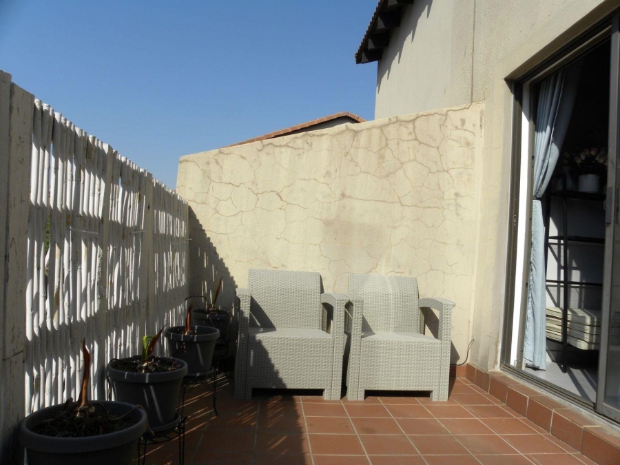 1 Bedroom Property for Sale in Northwold Gauteng