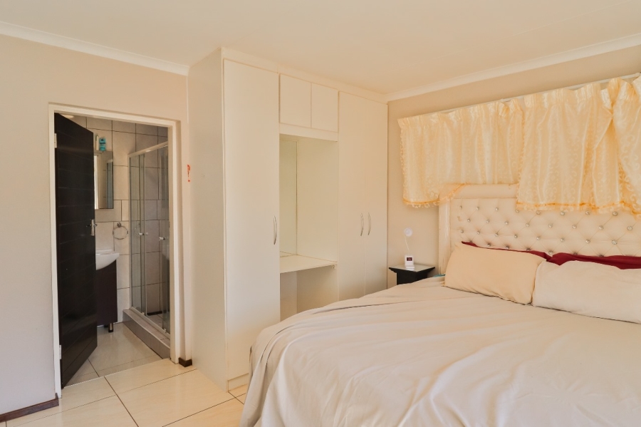 3 Bedroom Property for Sale in The Reeds Gauteng