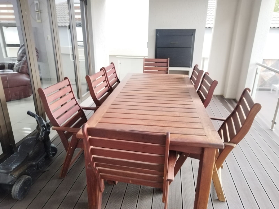 5 Bedroom Property for Sale in Kosmosdal Gauteng