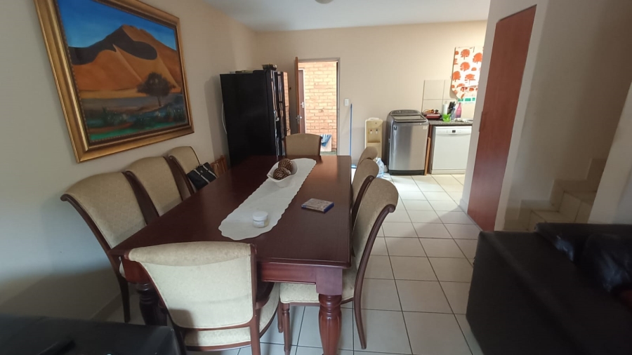 3 Bedroom Property for Sale in Annlin Gauteng