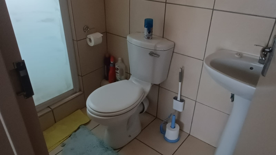 3 Bedroom Property for Sale in Annlin Gauteng