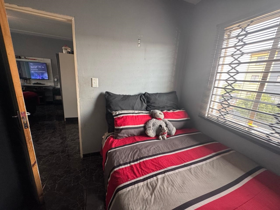 2 Bedroom Property for Sale in Fleurhof Gauteng