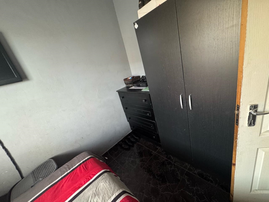 2 Bedroom Property for Sale in Fleurhof Gauteng