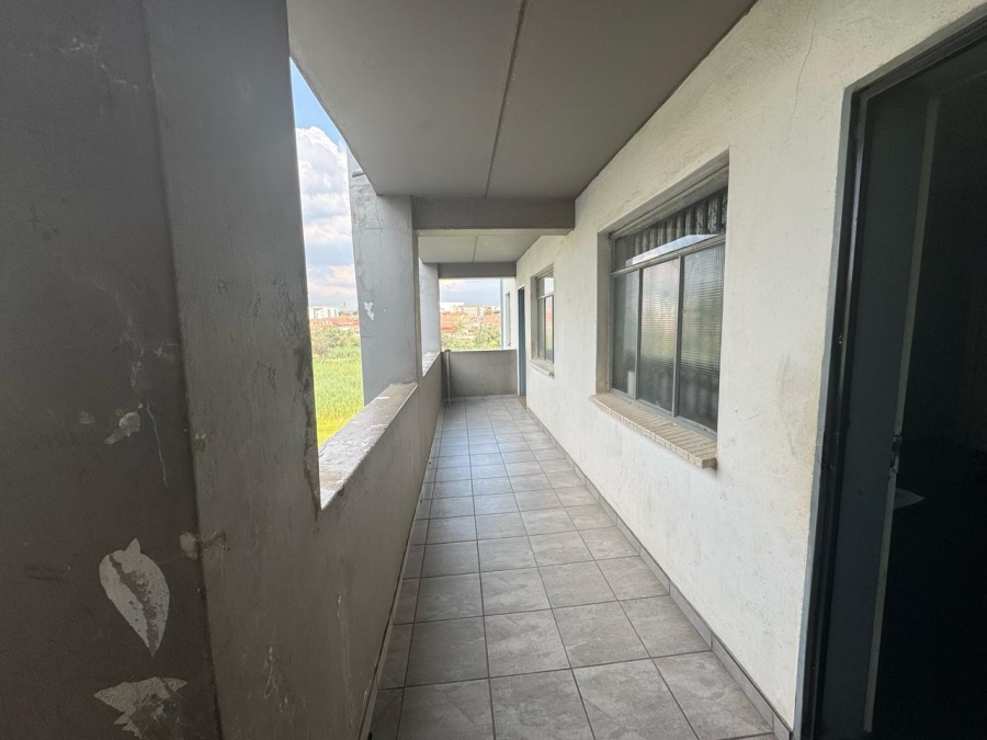 2 Bedroom Property for Sale in Fleurhof Gauteng