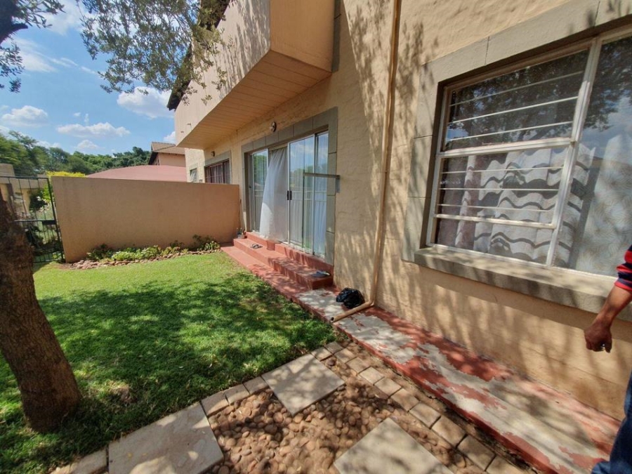 To Let 2 Bedroom Property for Rent in Annlin Gauteng