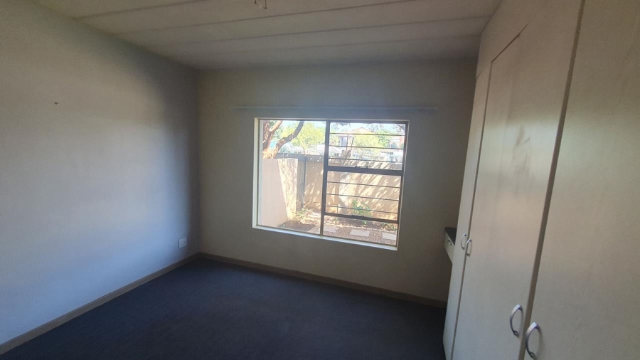 To Let 2 Bedroom Property for Rent in Annlin Gauteng