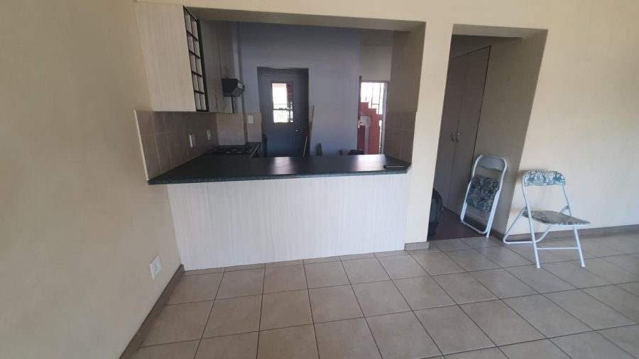 To Let 2 Bedroom Property for Rent in Annlin Gauteng