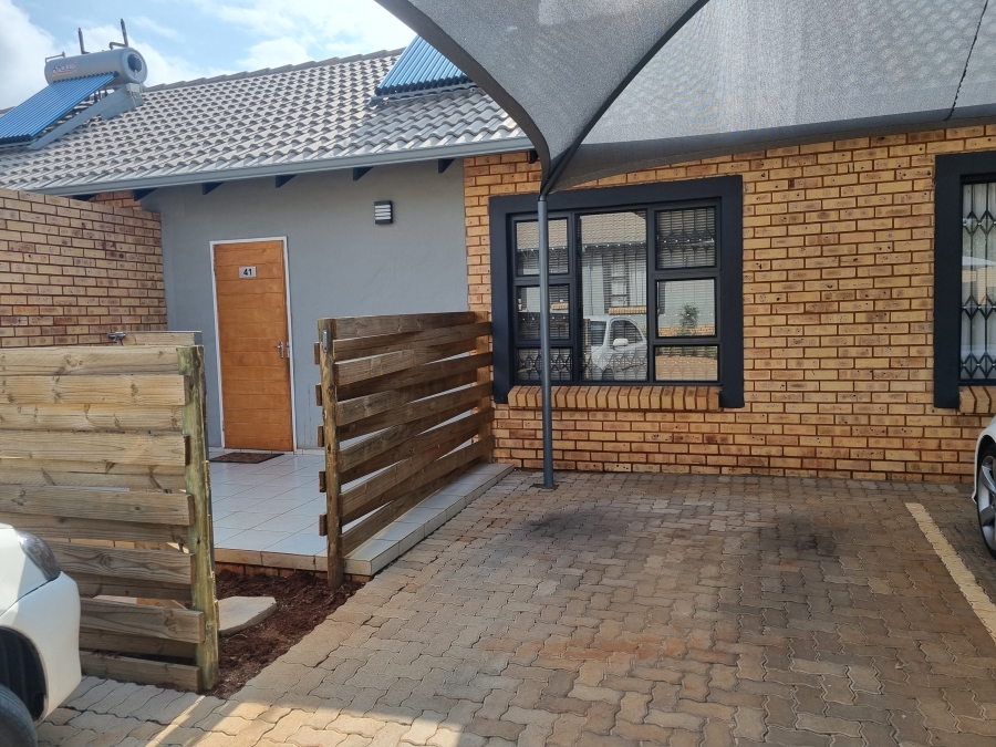 2 Bedroom Property for Sale in Clarina Gauteng