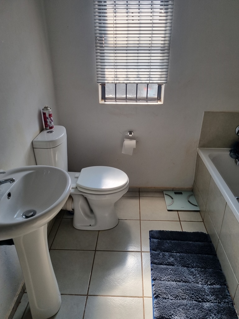 2 Bedroom Property for Sale in Clarina Gauteng