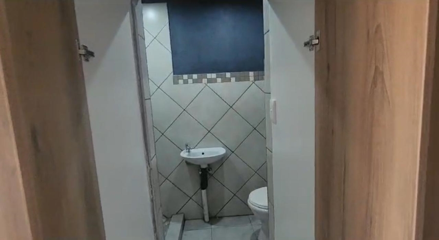 15 Bedroom Property for Sale in Bloubosrand Gauteng