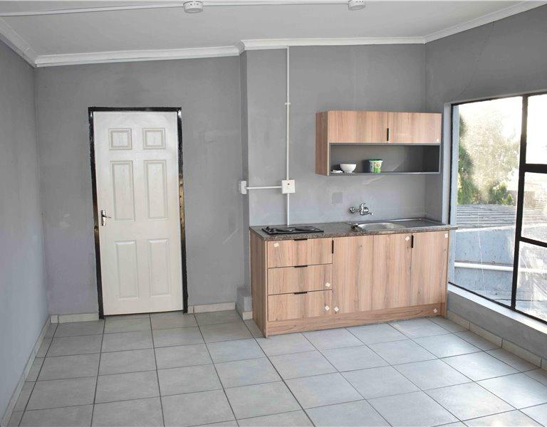 15 Bedroom Property for Sale in Bloubosrand Gauteng