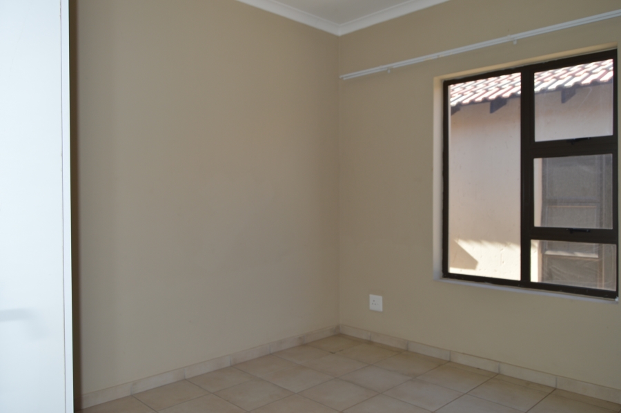 To Let 3 Bedroom Property for Rent in Henley on Klip Gauteng