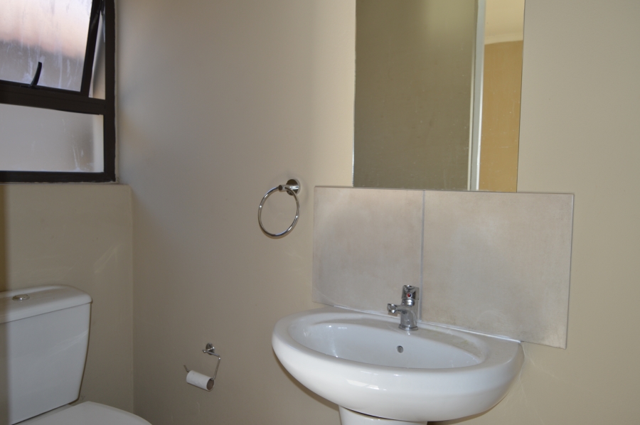 To Let 3 Bedroom Property for Rent in Henley on Klip Gauteng