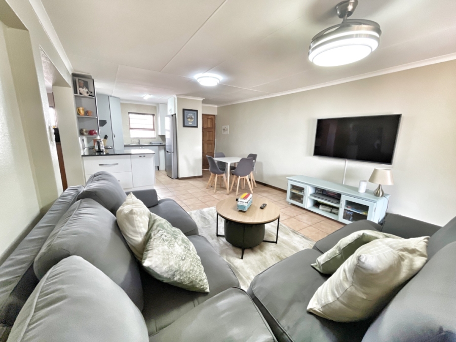 2 Bedroom Property for Sale in Bedfordview Gauteng