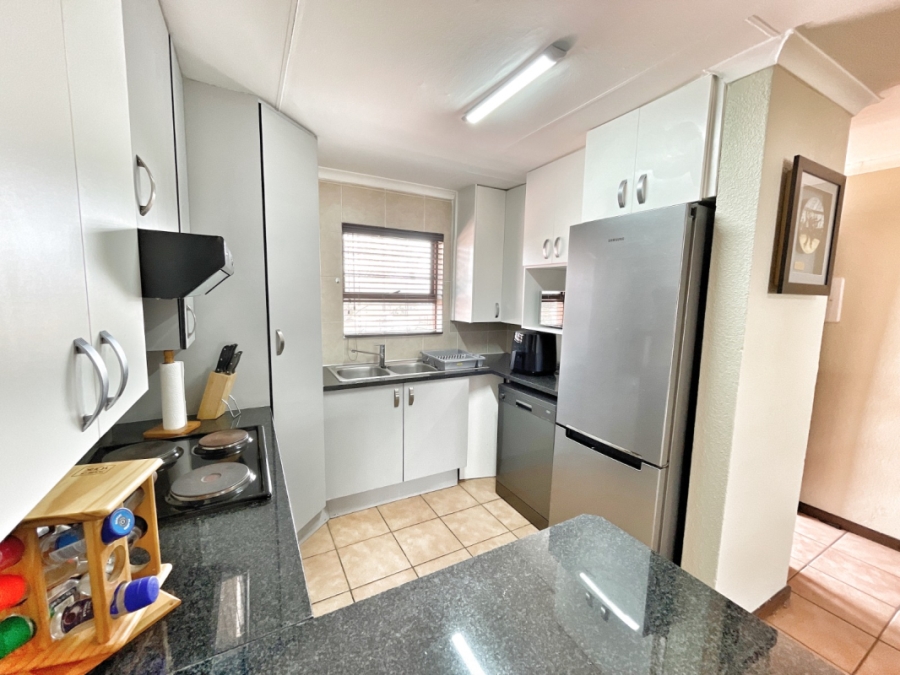 2 Bedroom Property for Sale in Bedfordview Gauteng