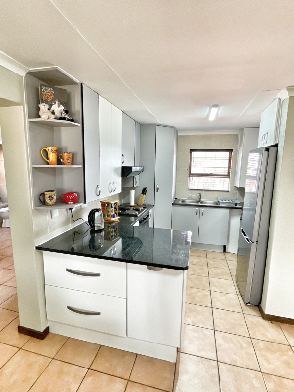 2 Bedroom Property for Sale in Bedfordview Gauteng