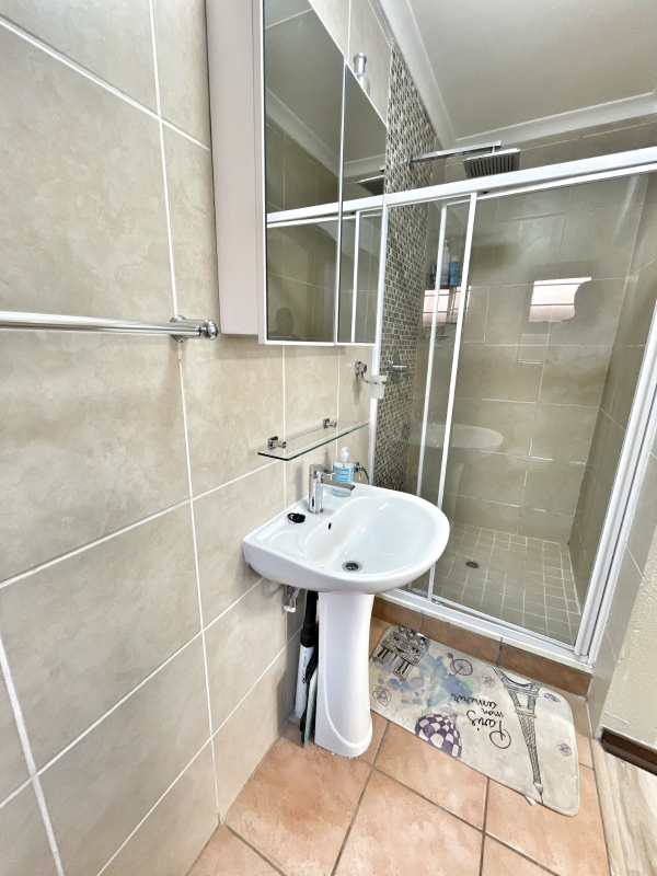 2 Bedroom Property for Sale in Bedfordview Gauteng