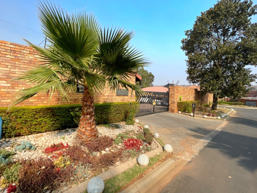 2 Bedroom Property for Sale in Bedfordview Gauteng