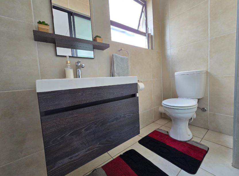 3 Bedroom Property for Sale in Oakdene Gauteng