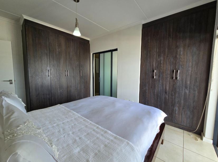 3 Bedroom Property for Sale in Oakdene Gauteng