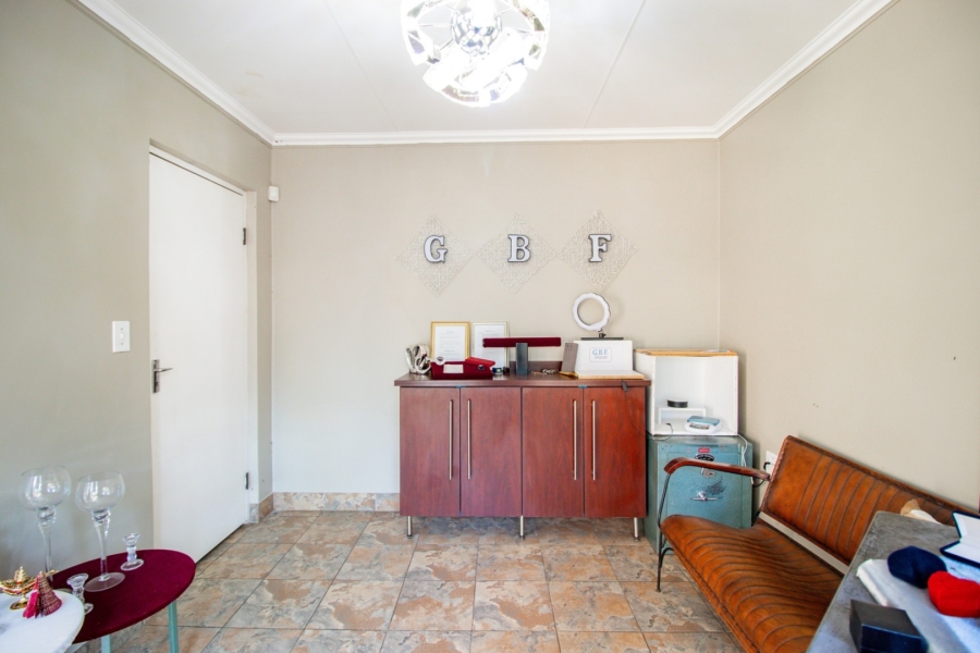 3 Bedroom Property for Sale in Sunward Park Gauteng