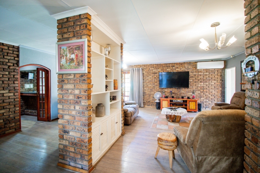 3 Bedroom Property for Sale in Sunward Park Gauteng