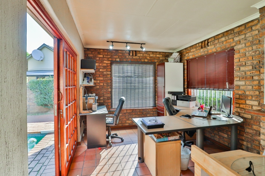 3 Bedroom Property for Sale in Sunward Park Gauteng