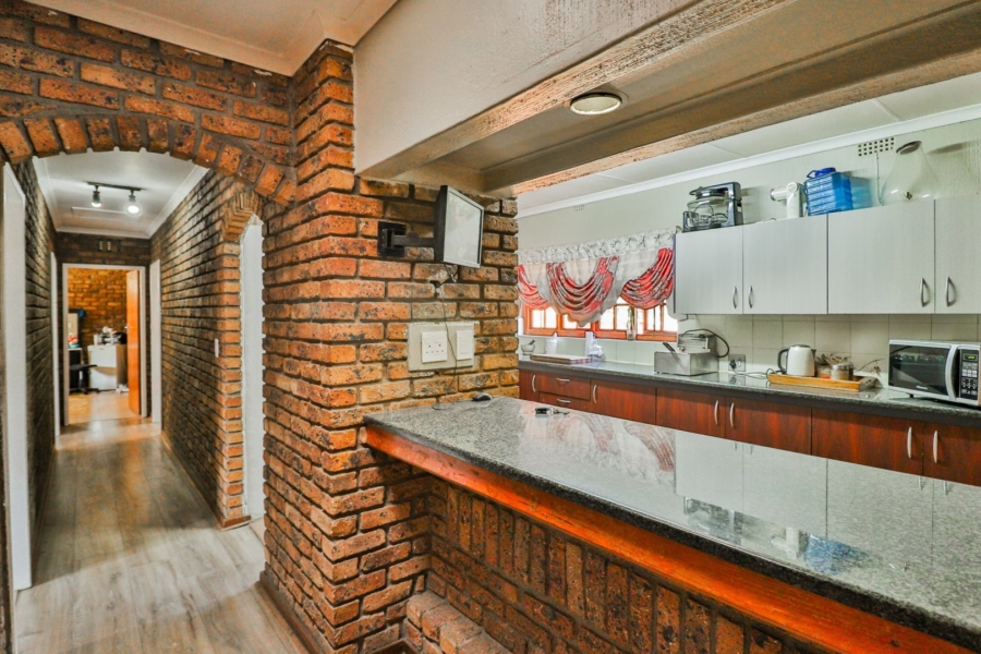 3 Bedroom Property for Sale in Sunward Park Gauteng