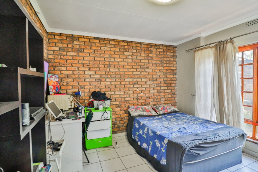 3 Bedroom Property for Sale in Sunward Park Gauteng