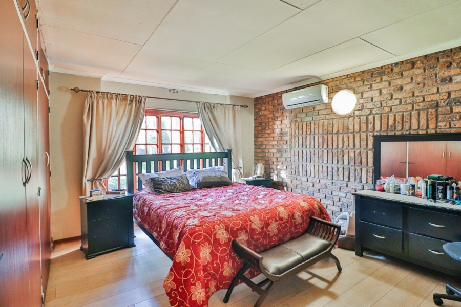 3 Bedroom Property for Sale in Sunward Park Gauteng