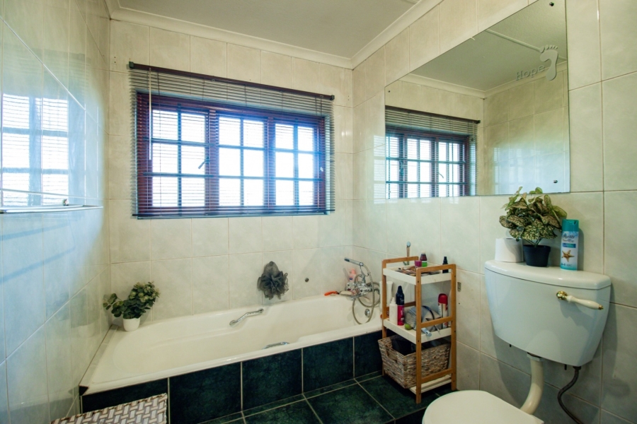 3 Bedroom Property for Sale in Sunward Park Gauteng