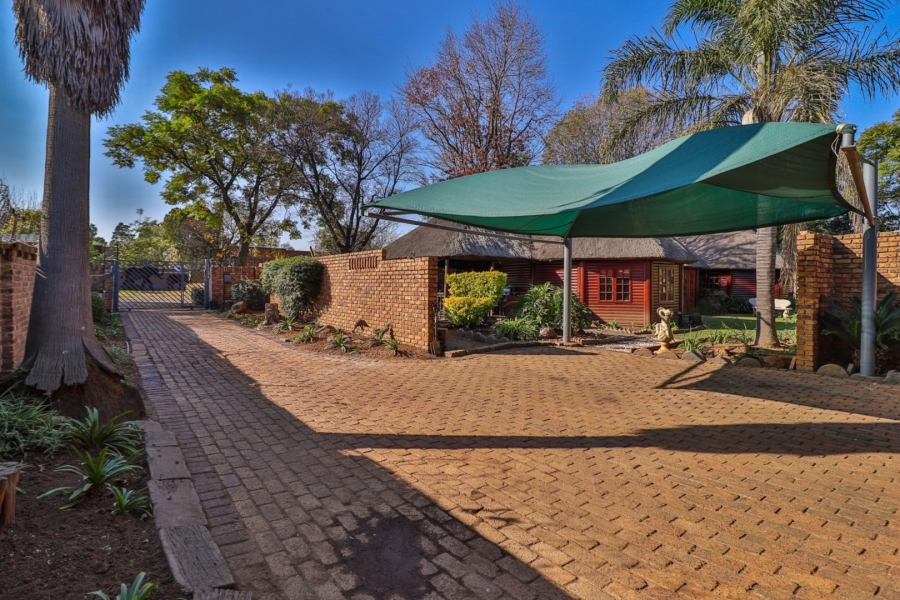 3 Bedroom Property for Sale in Sunward Park Gauteng