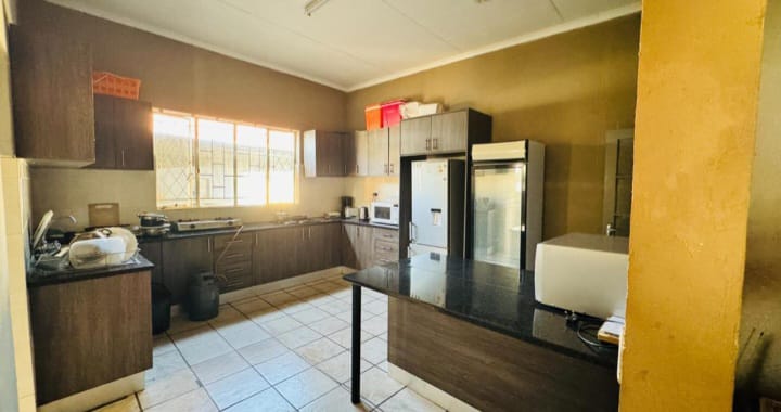 6 Bedroom Property for Sale in Sunnyside Gauteng