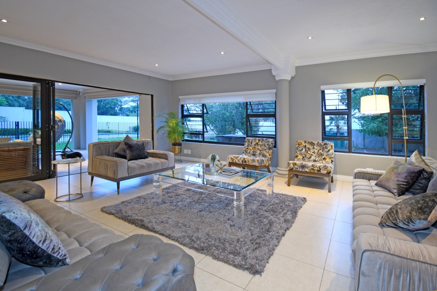 5 Bedroom Property for Sale in Bryanston Gauteng