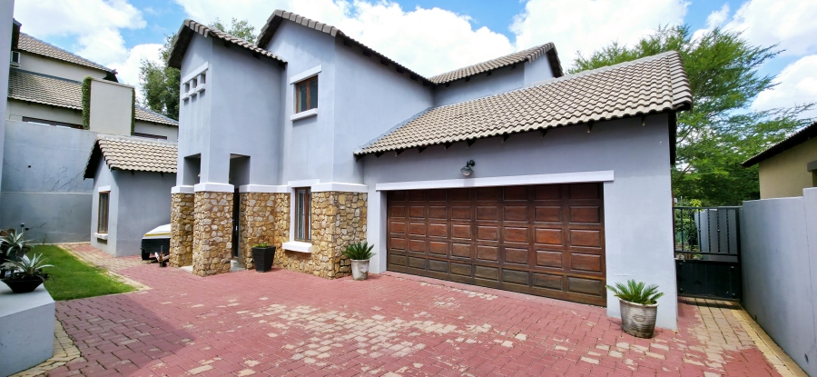 3 Bedroom Property for Sale in Olympus AH Gauteng