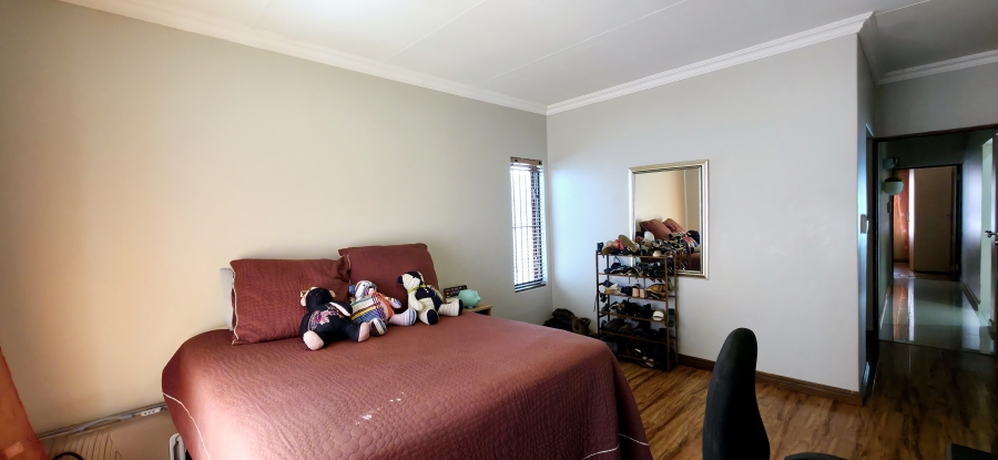 3 Bedroom Property for Sale in Olympus AH Gauteng