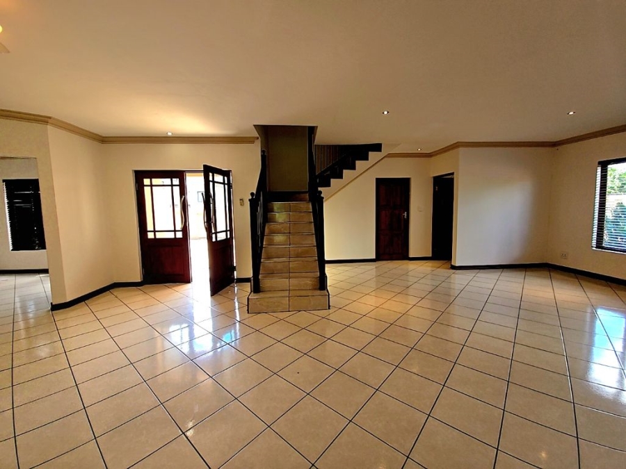 3 Bedroom Property for Sale in Rose Acres Estate Gauteng