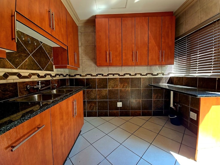 3 Bedroom Property for Sale in Rose Acres Estate Gauteng