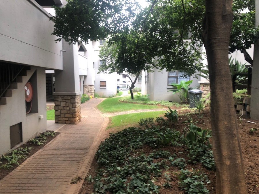 2 Bedroom Property for Sale in Sunninghill Gauteng