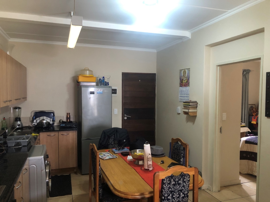 2 Bedroom Property for Sale in Sunninghill Gauteng