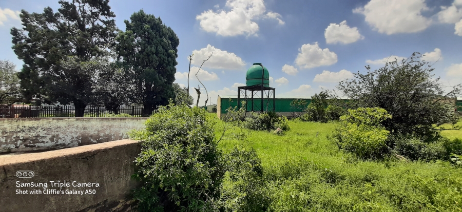 4 Bedroom Property for Sale in Mapleton A H Gauteng