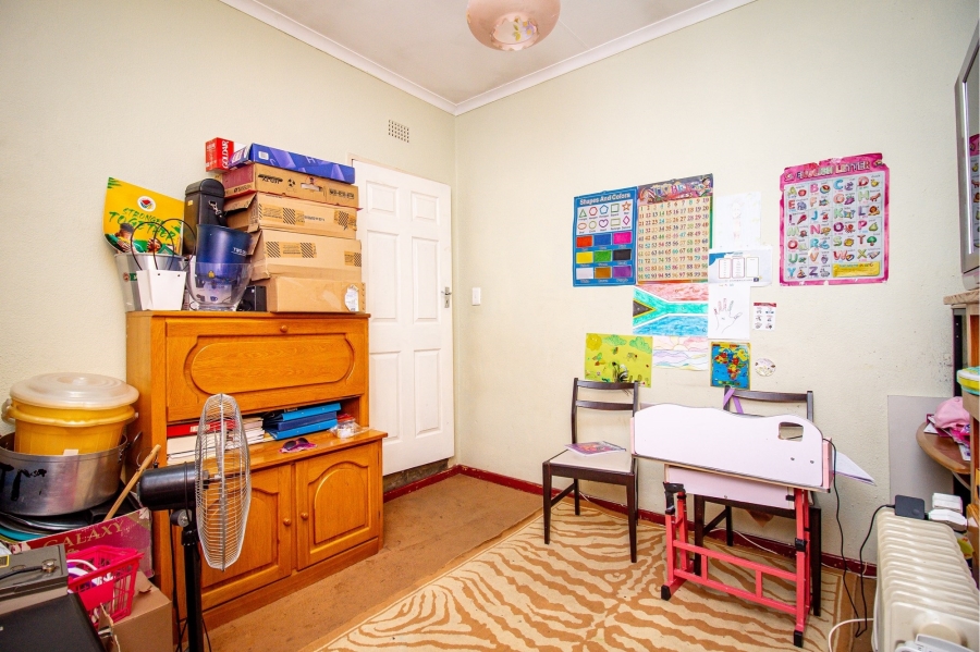 4 Bedroom Property for Sale in Moroka Gauteng